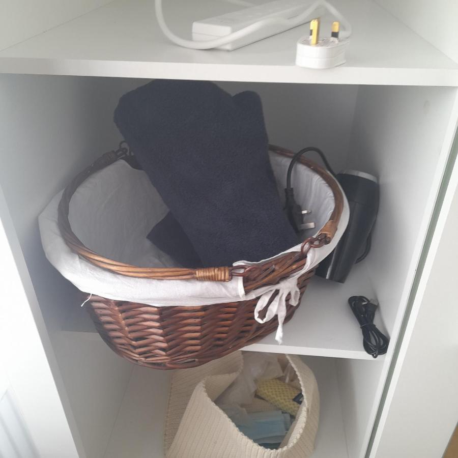 Self-Contained Flat On The 2Nd Floor You Will Share With One Other Guest, In A Family House 2 Minutes Walk From Tufnell Park Station 2Nd Floor With Stairs Londres Exterior foto